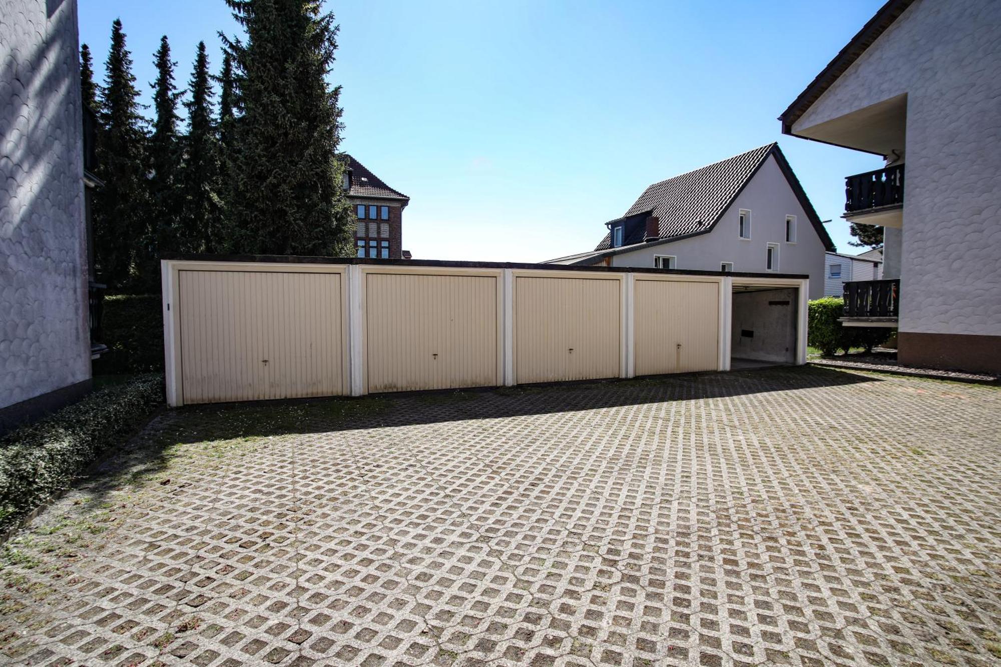 Zentral - Gemuetlich - Kueche - Balkon - Garage Lägenhet Bad Lippspringe Exteriör bild