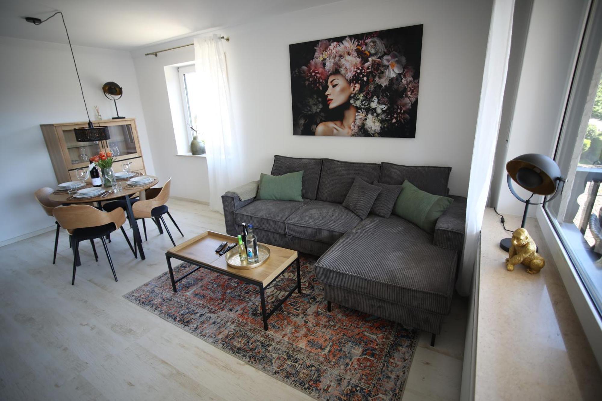 Zentral - Gemuetlich - Kueche - Balkon - Garage Lägenhet Bad Lippspringe Exteriör bild
