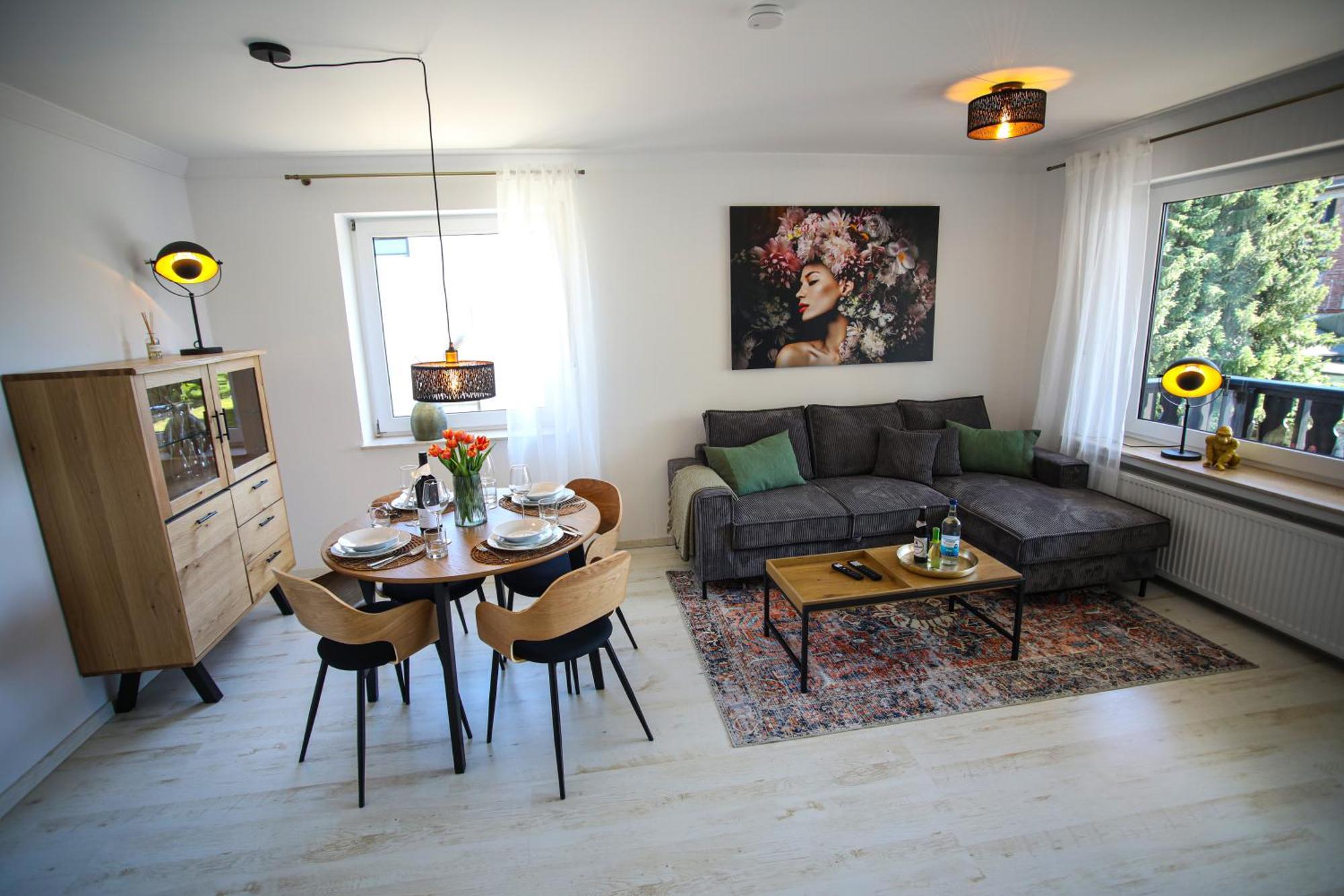 Zentral - Gemuetlich - Kueche - Balkon - Garage Lägenhet Bad Lippspringe Exteriör bild